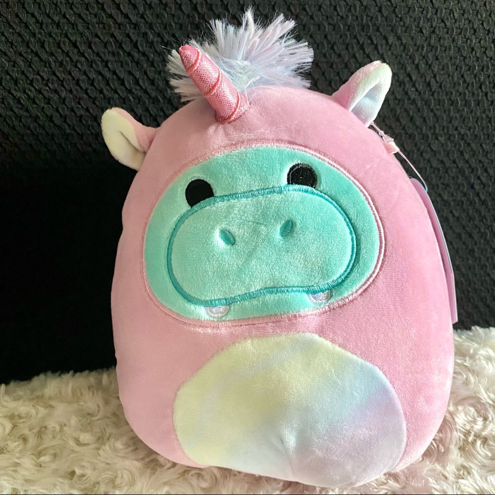 Squishmallow Hank the Pink Unicorn 8"